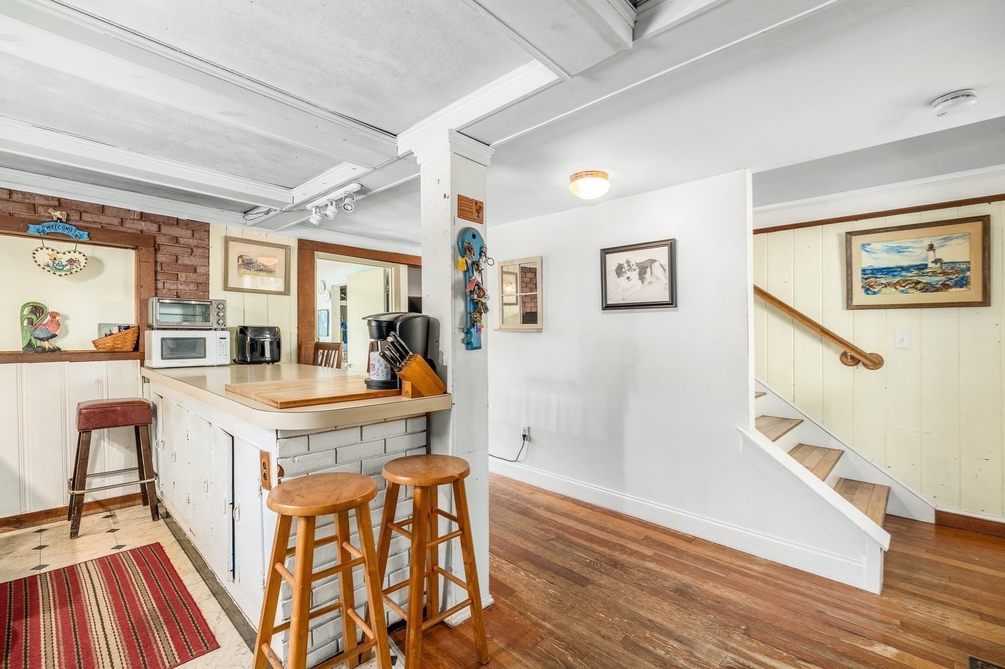 2 Hunter Road Gloucester, MA 01930 - Photo 7 of 25 Gallery Image 7