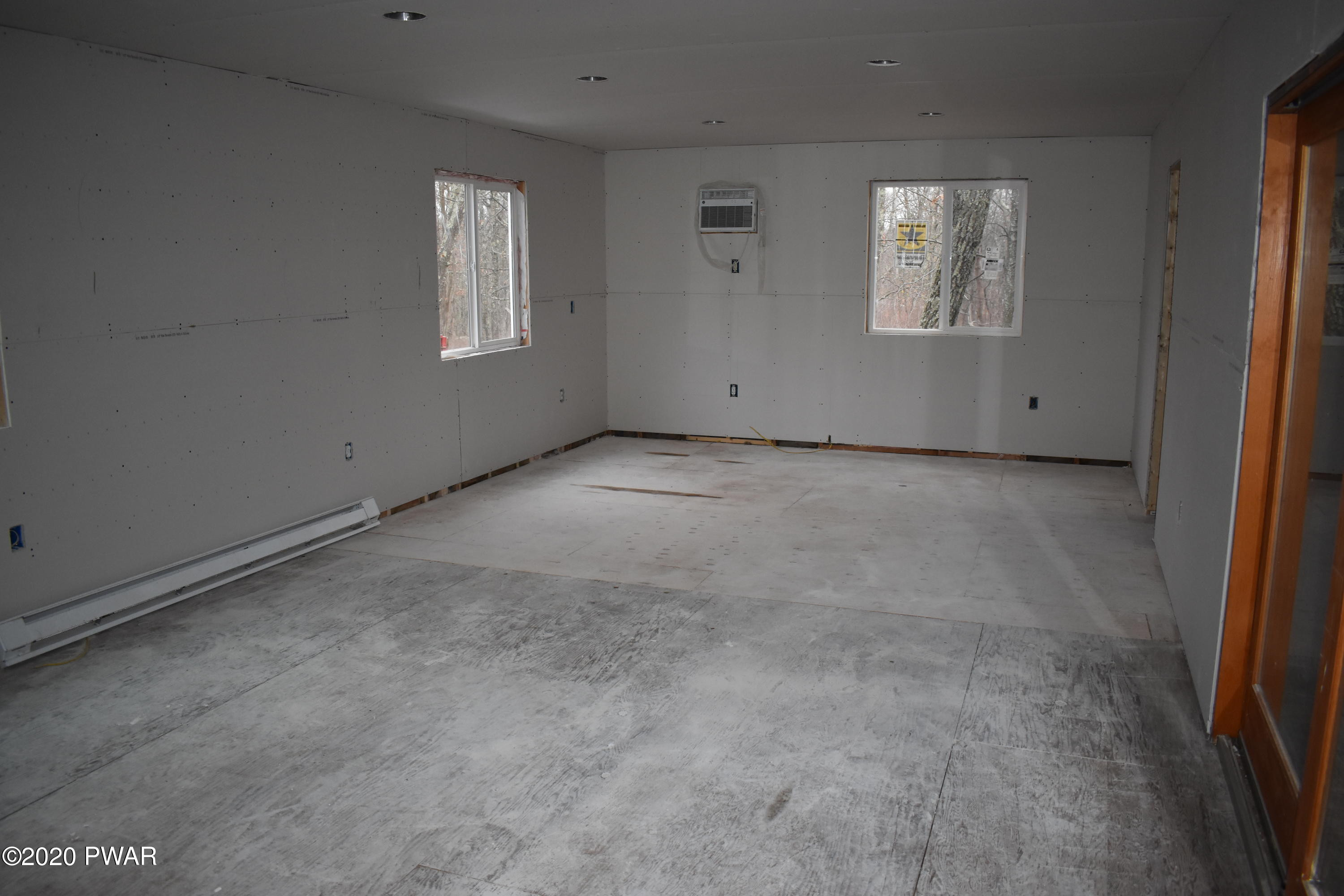 102 Ridge Road Hawley, PA 18428 - Photo 17 of 44