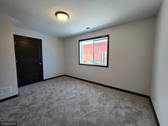 $299,900 | 2012 Essler Drive, St. Peter, MN 56082