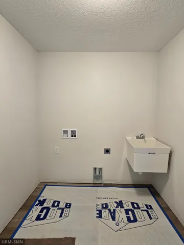 $299,900 | 2012 Essler Drive, St. Peter, MN 56082