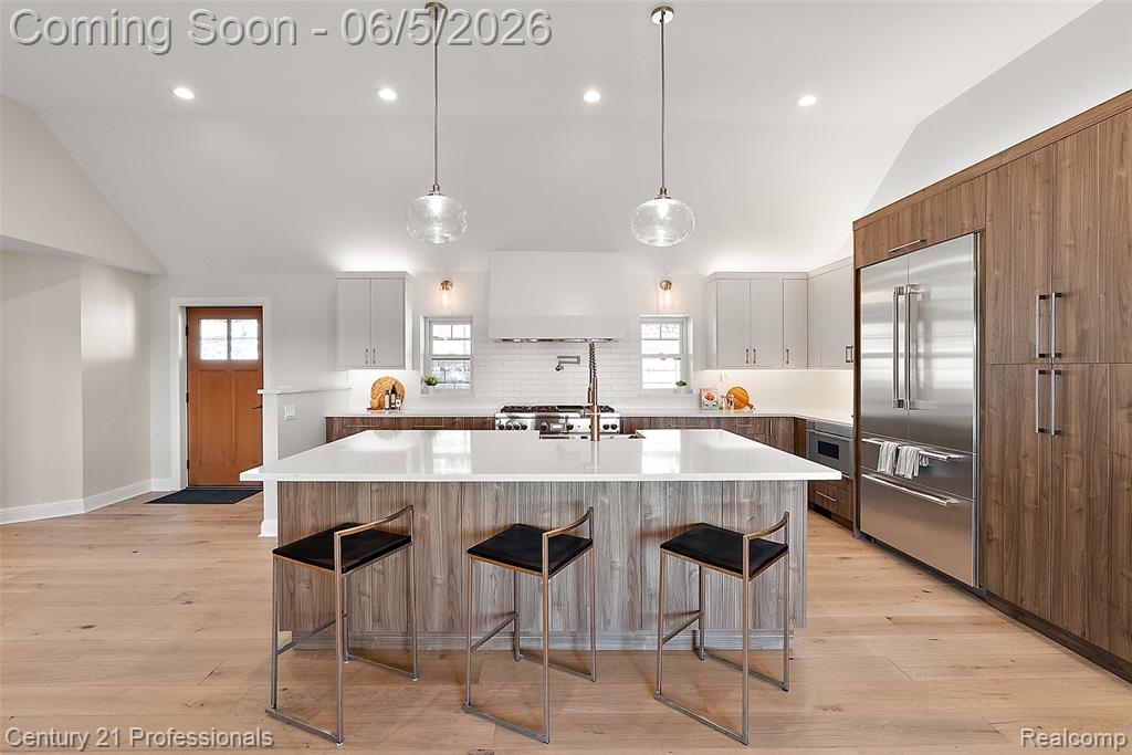 1420 Pettibone Lake Road Highland, MI 48356 - Photo 8 of 83