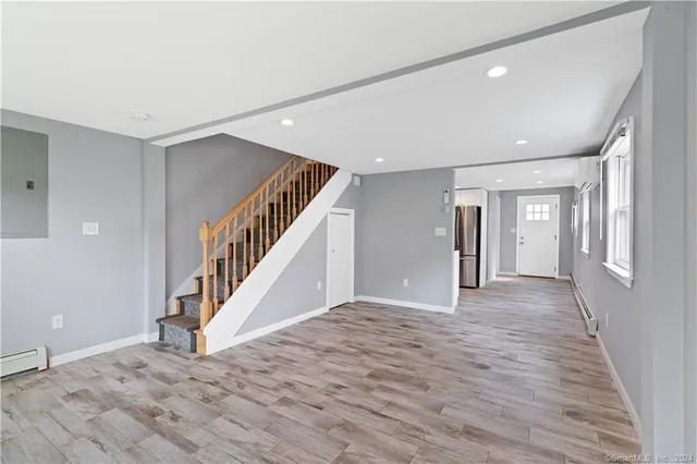 $3,095 | 108 Limewood Avenue, Branford, CT 06405