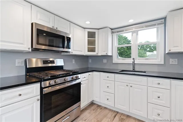 $3,095 | 108 Limewood Avenue, Branford, CT 06405