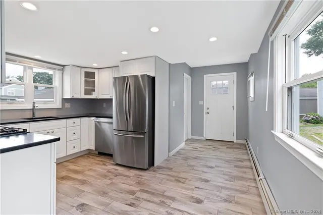 $3,095 | 108 Limewood Avenue, Branford, CT 06405