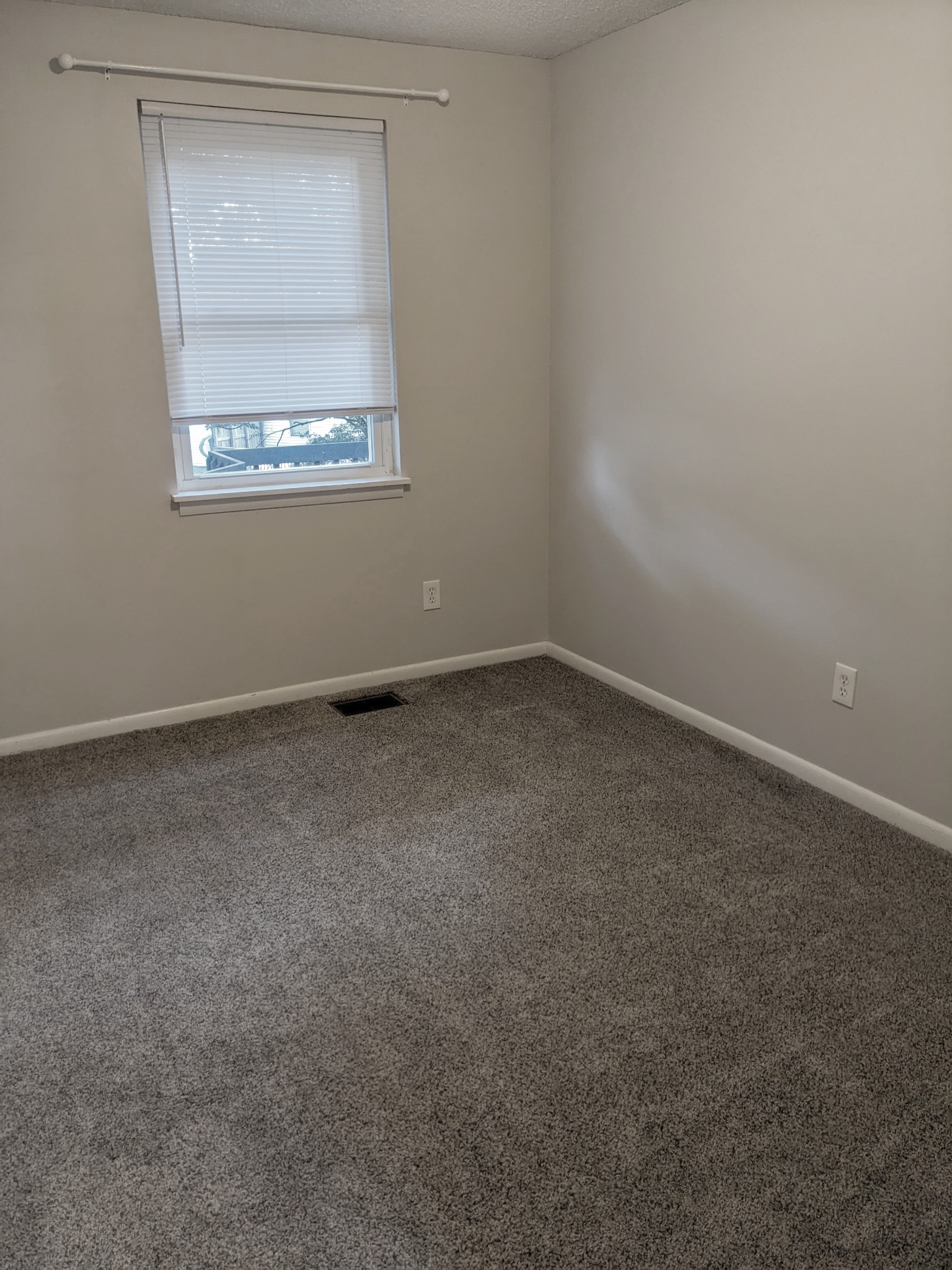 104 Ridgeview Court La Vergne, TN 37086 - Photo 33 of 45 Gallery Image 33