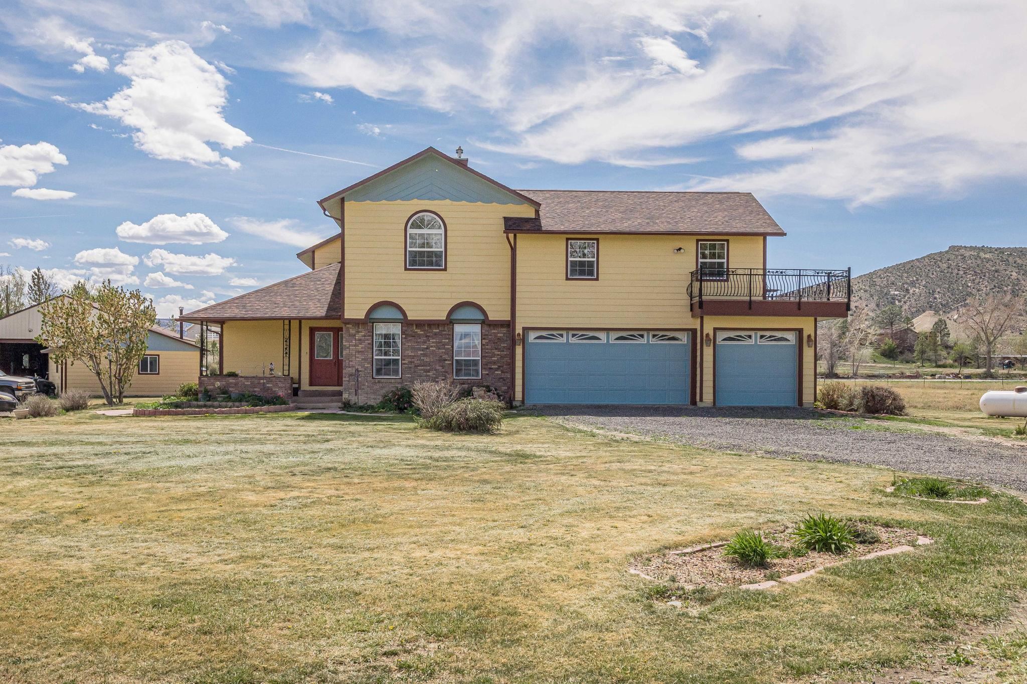 1187 M M 1/4 Road Loma, CO 81524 - Photo 2 of 42