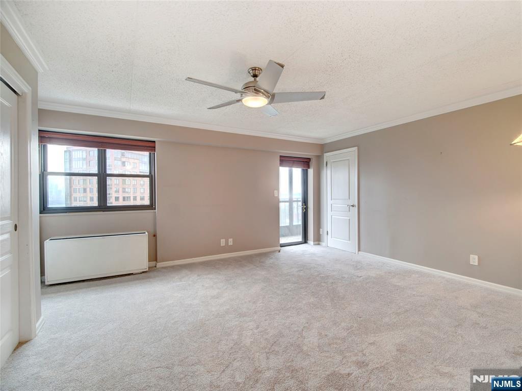 250 Gorge Road, Unit 16D Cliffside Park, NJ 07010 - Photo 18 of 44