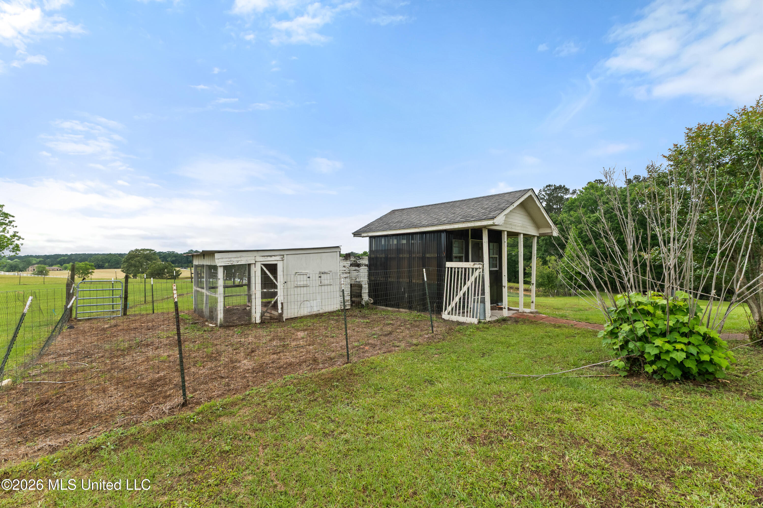 1329 Grantham Road Sumrall, MS 39482 - Photo 45 of 58 1329_Grantham_Road-47