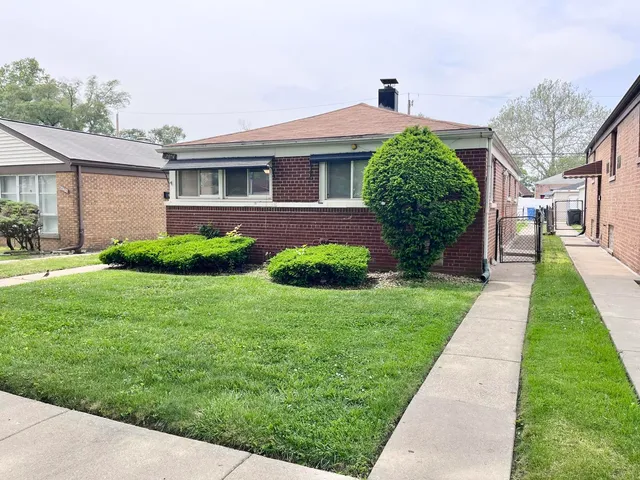 $2,000 | 12854 South Sangamon Street, Chicago, IL 60643