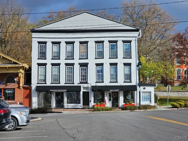 $1,300 | 100 Brooklea Drive, Unit 6, Manlius, NY 13066