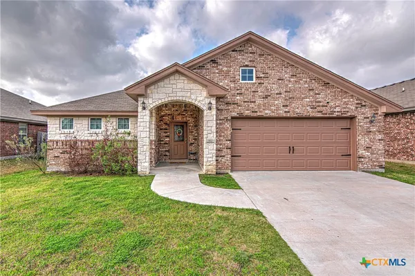 $334,900 | 902 Earp Drive, Killeen, TX 76542