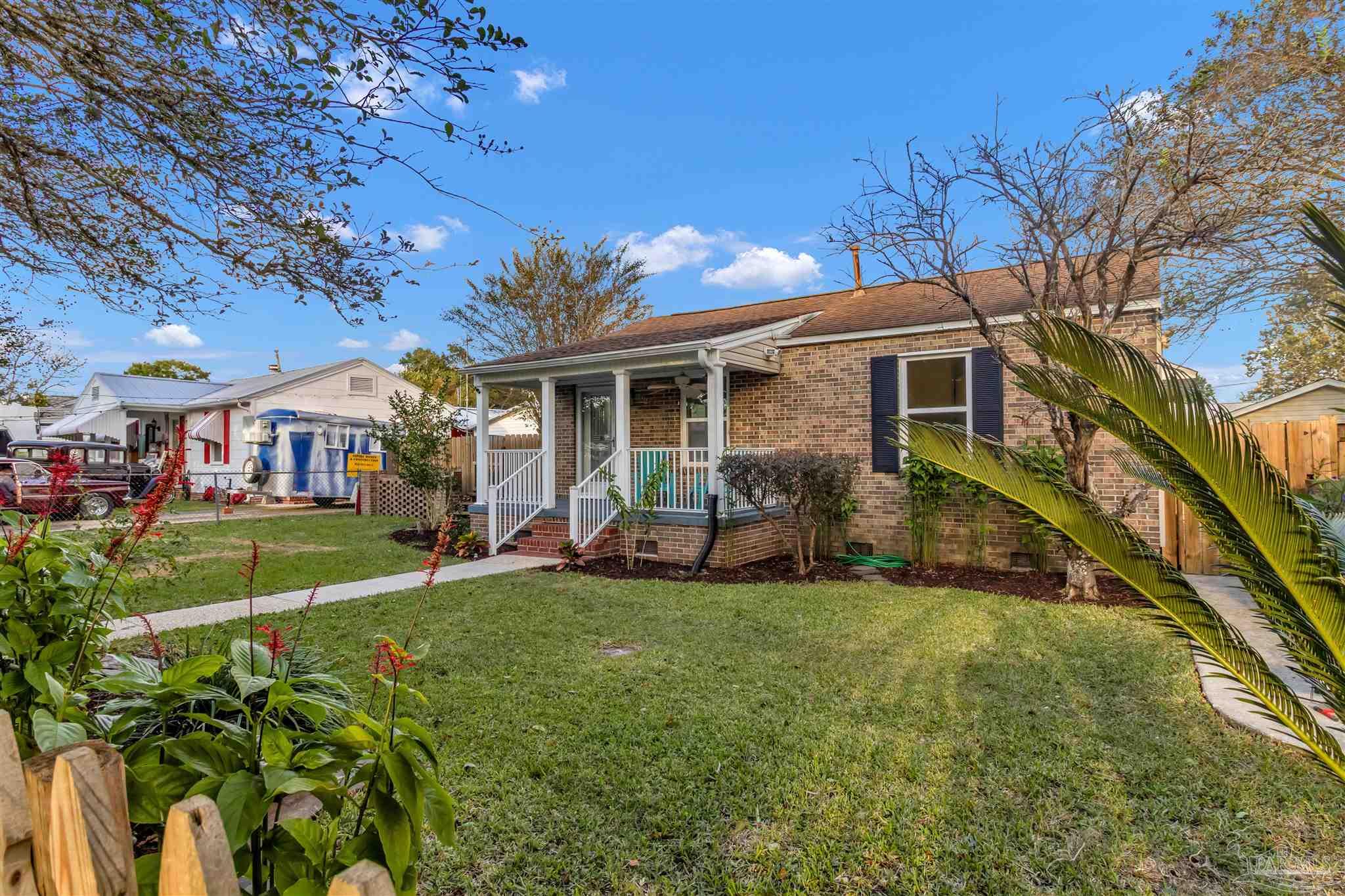327 Gibbs Road Pensacola, FL 32507 - Photo 5 of 44 Gallery Image 5