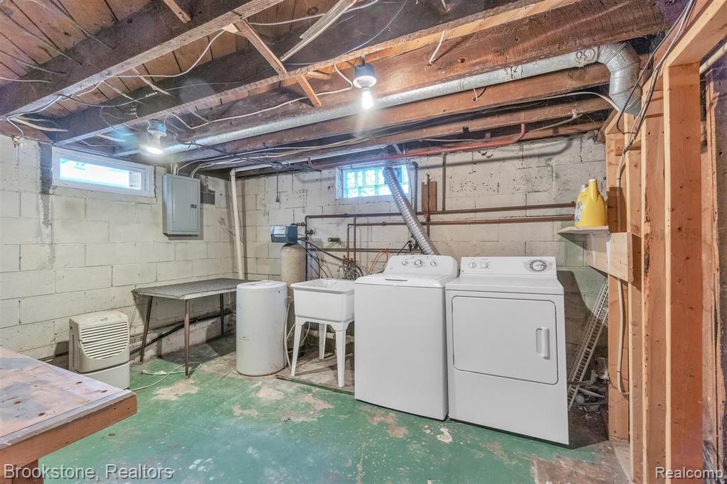 1395 Dawes Avenue Rochester Hills, MI 48307 - Photo 27 of 36