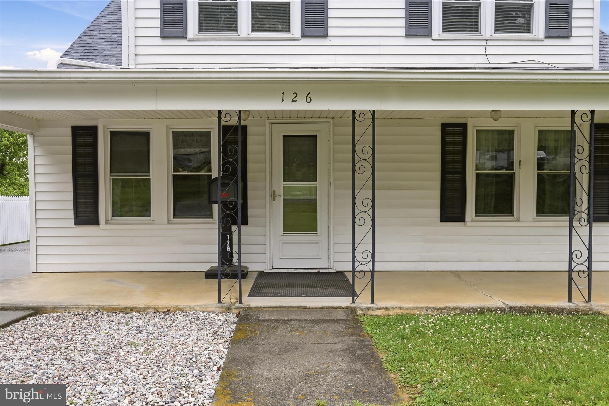 126 Marple Road Winchester, VA 22603 - Photo 34 of 42 Front Door