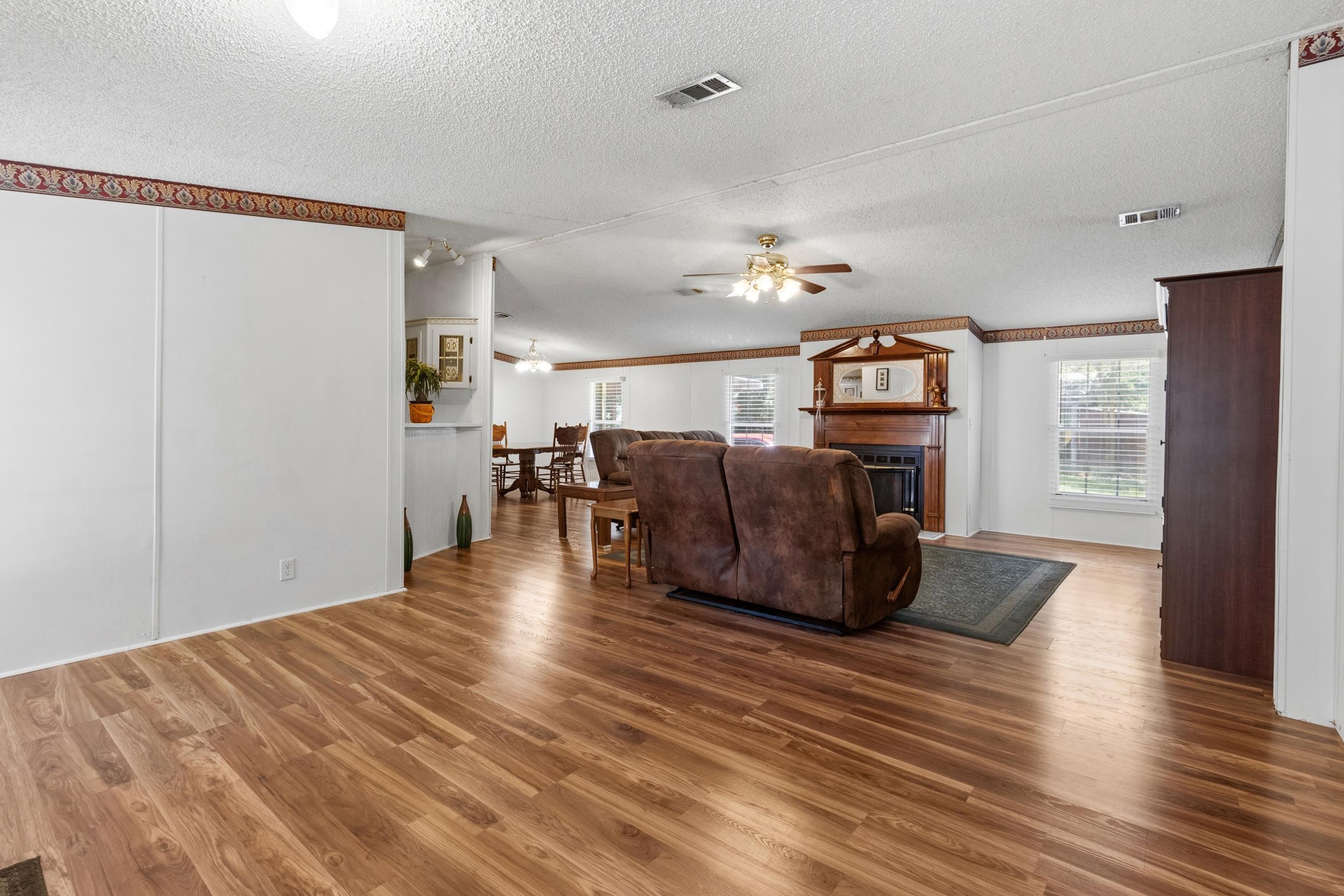 989 Wakulla Arran Road Crawfordville, FL 32327 - Photo 8 of 42