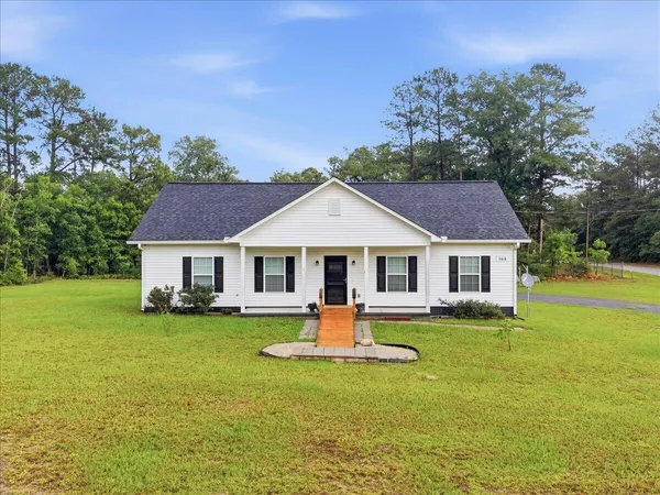 $300,000 | 164 Miracle Drive, Eutawville, SC 29048