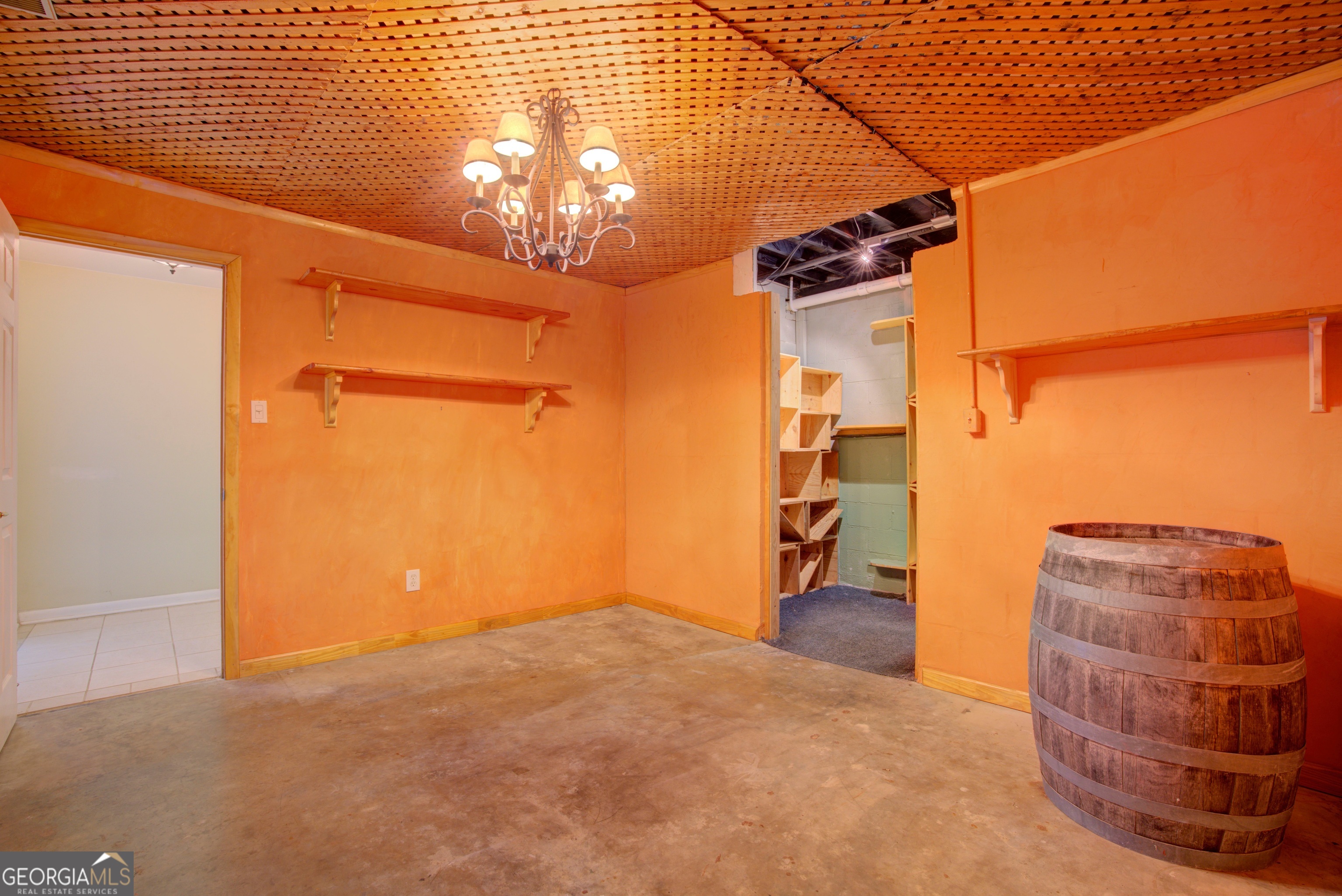 46 Turnbull Drive Rome, GA 30161 - Photo 33 of 47 a view of a room with furniture and wooden floor