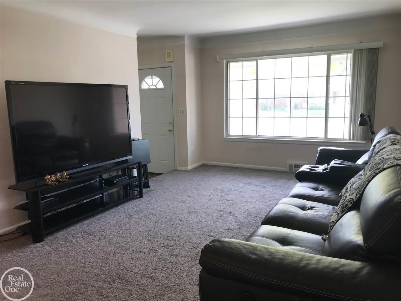 13206 Common Road Warren, MI 48088 - Photo 14 of 14