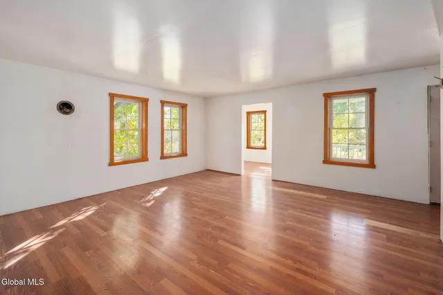 $499,900 | 455 Argersinger Road, Glen, NY 12072