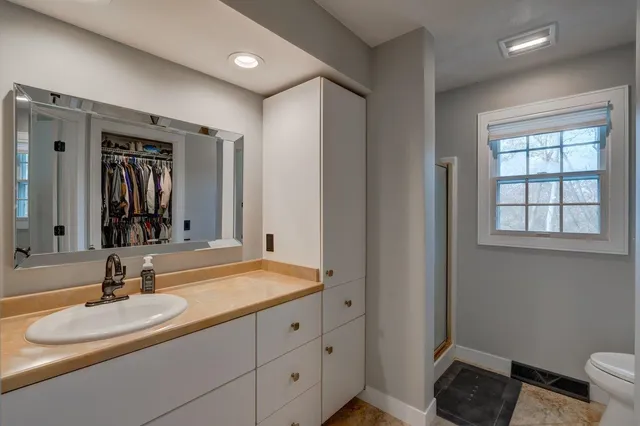 $674,900 | 4313 North Forest Hills Boulevard, Janesville, WI 53545