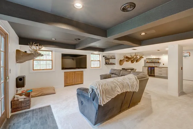 $674,900 | 4313 North Forest Hills Boulevard, Janesville, WI 53545