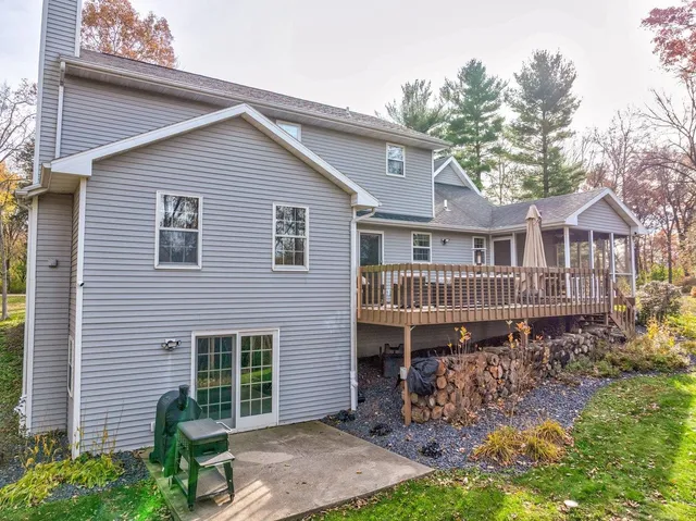 $674,900 | 4313 North Forest Hills Boulevard, Janesville, WI 53545