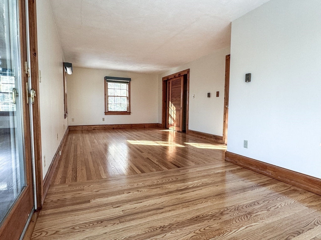 18 Stage Road Deerfield, MA 01373 - Photo 16 of 42