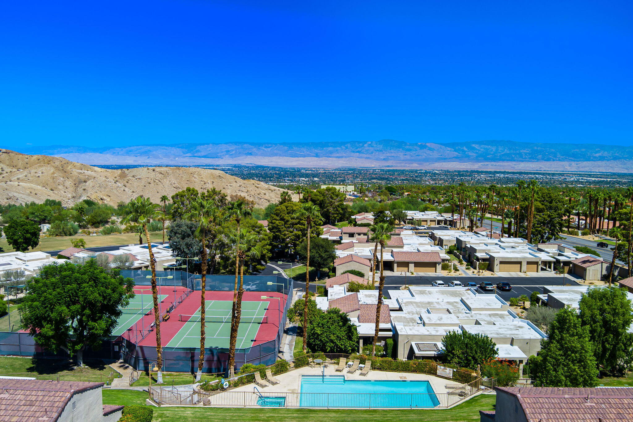 72499 Sandstone Lane Palm Desert, CA 92260 - Photo 32 of 53 9-web-or-mls-JMSandstone_OPMG_0925_009
