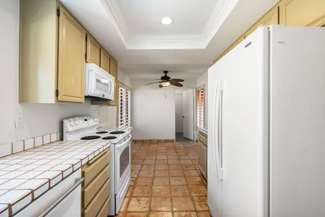 $395,900 | 72499 Sandstone Lane, Palm Desert, CA 92260