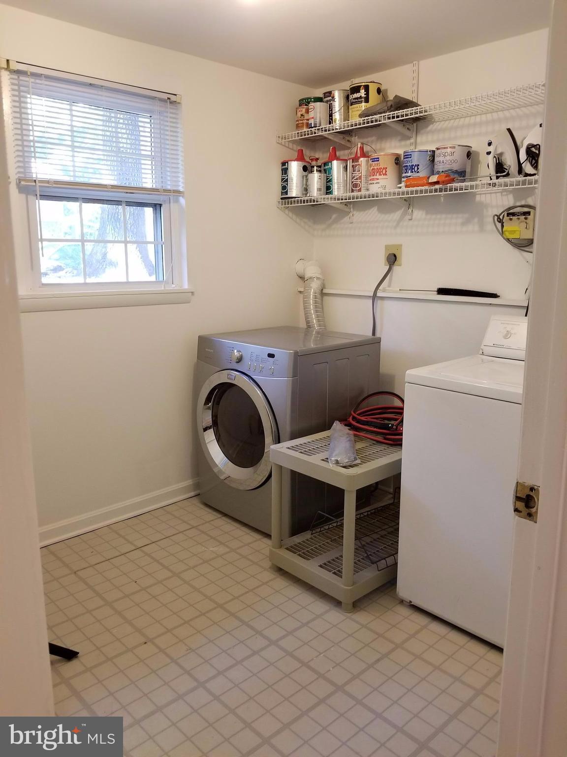 13004 Kahns Road Manassas, VA 20112 - Photo 15 of 26 Laundry Room