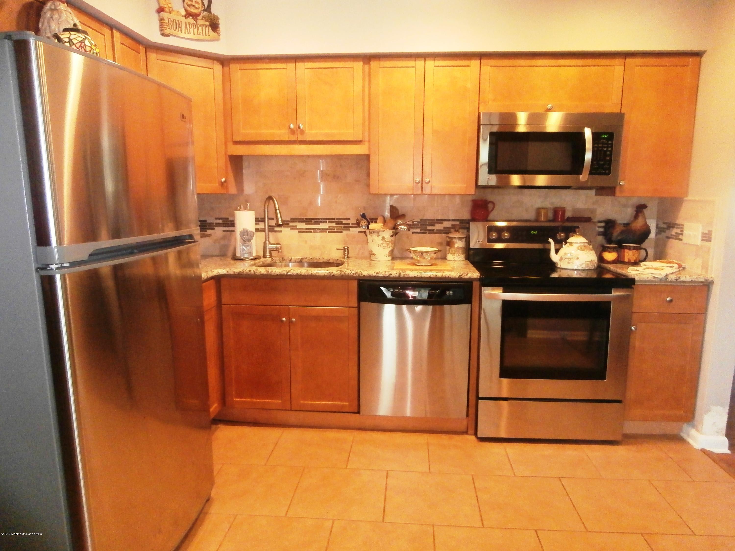 78 Sunset Road, Unit 61 Manchester Township, NJ 08759 - Photo 8 of 21 P9260357