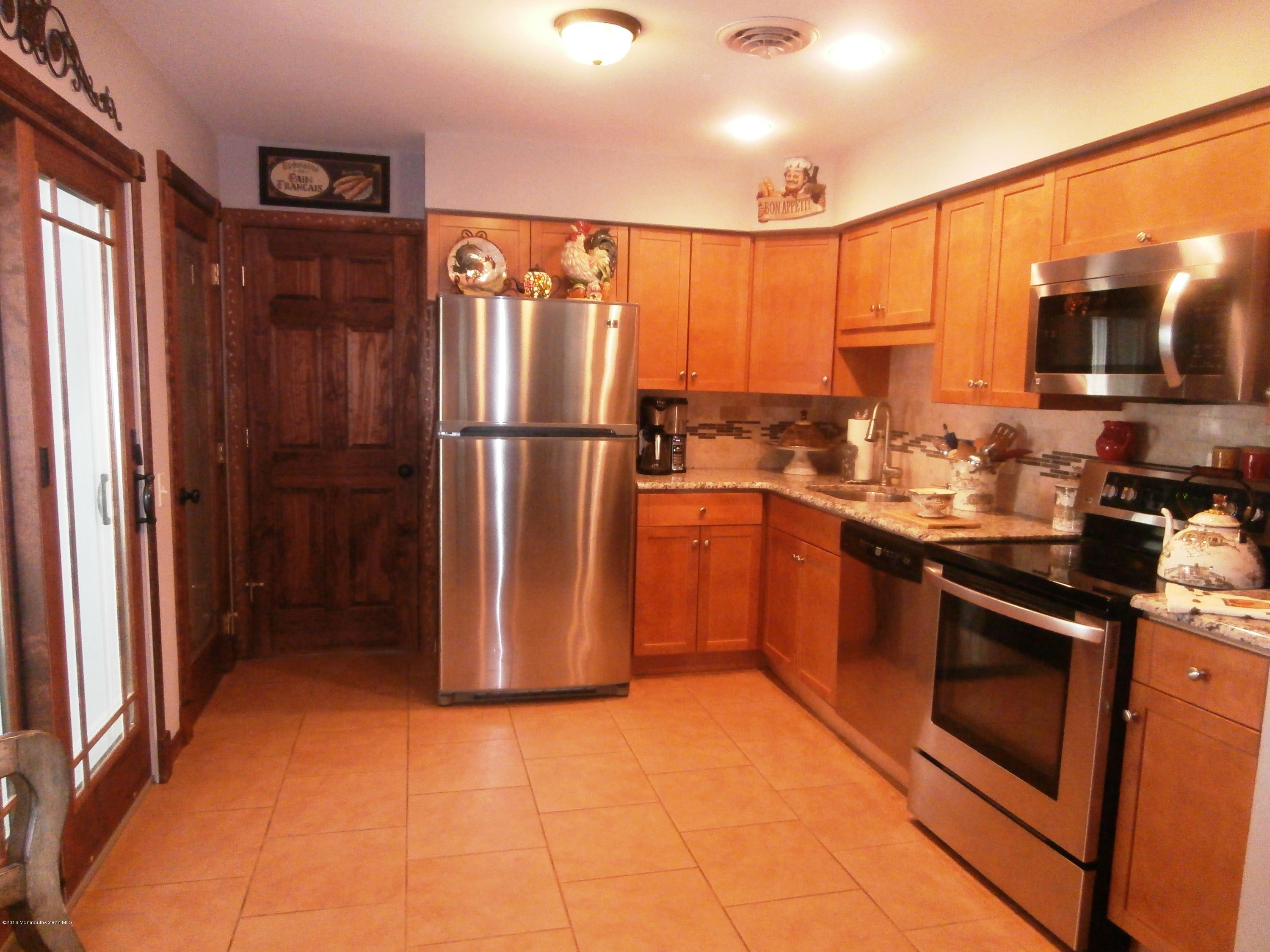 78 Sunset Road, Unit 61 Manchester Township, NJ 08759 - Photo 9 of 21 P9260359