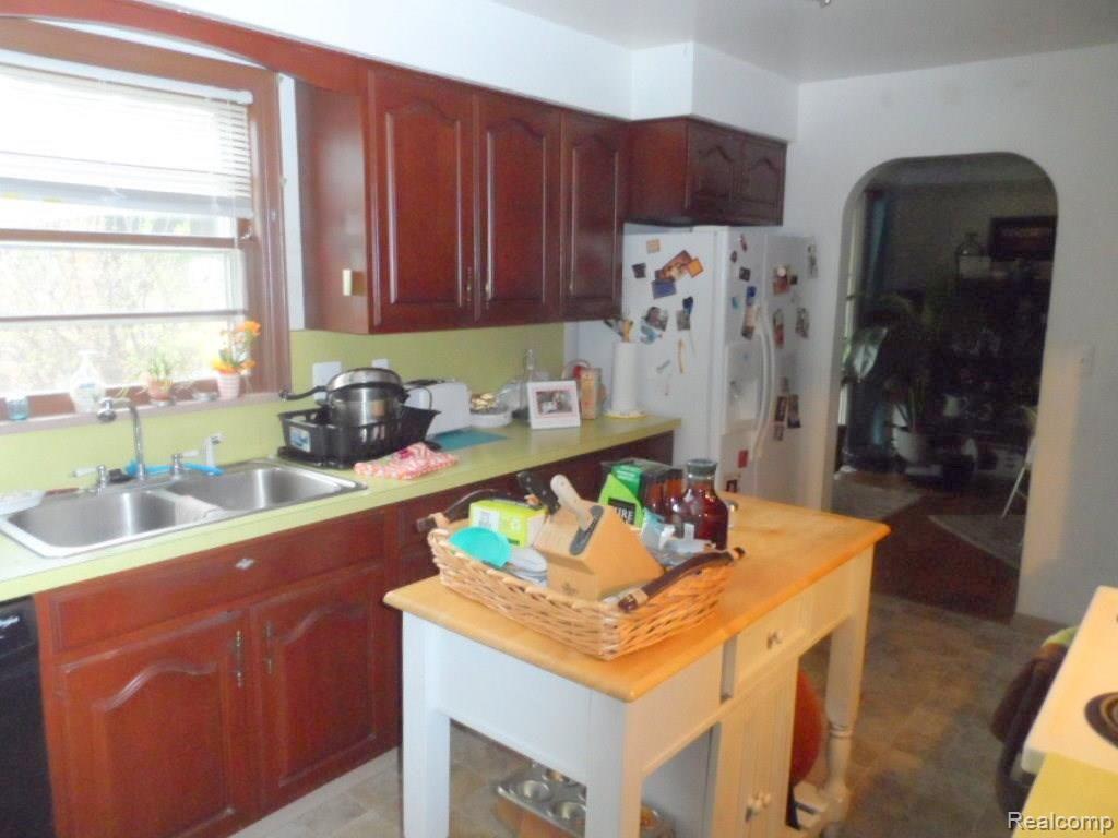 5459 Whittaker Road Ypsilanti, MI 48197 - Photo 3 of 18 SAM_8527.JPG