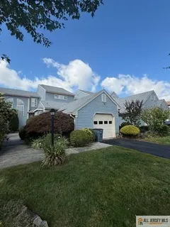 $2,400 | 28 Daniel Webster Avenue, Unit C, Monroe Township, NJ 08831