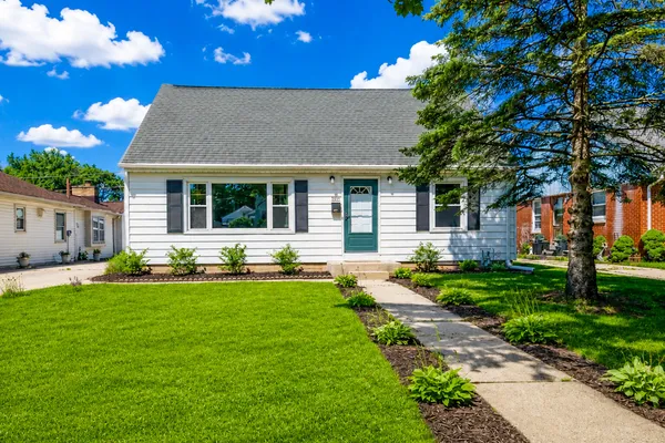 $250,000 | 5511 North 12th Street, Milwaukee, WI 53209
