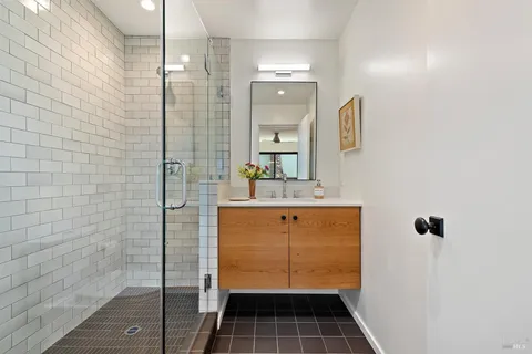 $1,045,000 | 1306 Pinon Drive, Healdsburg, CA 95448