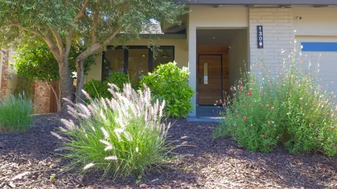 $1,045,000 | 1306 Pinon Drive, Healdsburg, CA 95448