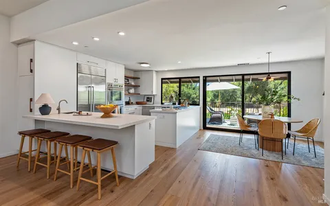 $1,045,000 | 1306 Pinon Drive, Healdsburg, CA 95448