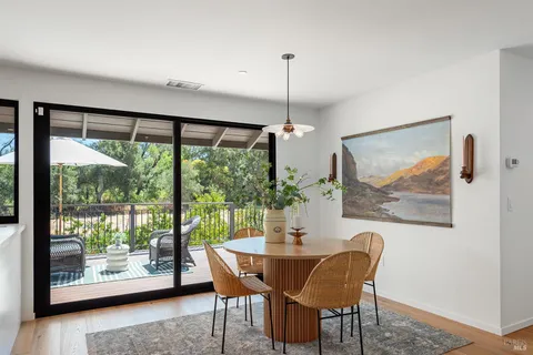 $1,045,000 | 1306 Pinon Drive, Healdsburg, CA 95448