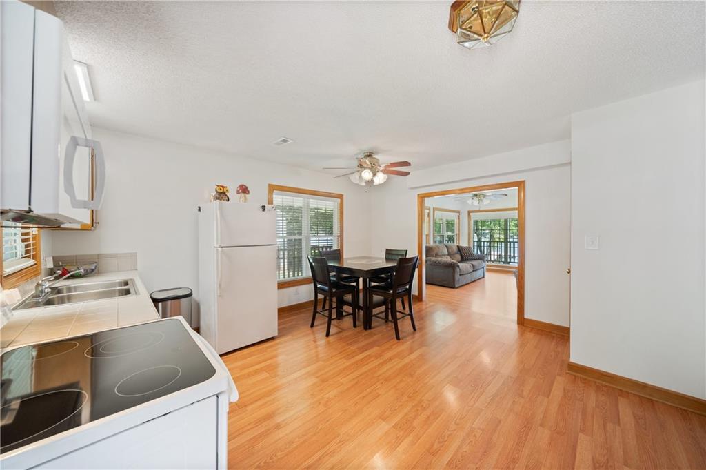 4437 Ridge Street Claremont, NC 28610 - Photo 5 of 36 Gallery Image 5