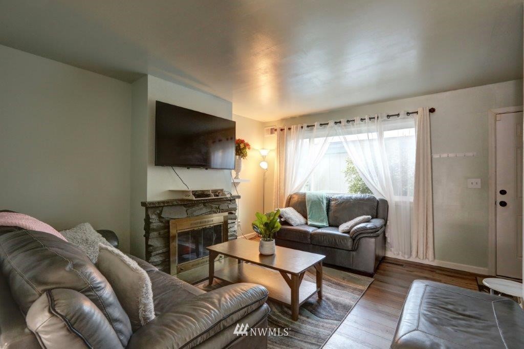 2103 Kent Des Moines Road, Unit 43 Des Moines, WA 98198 - Photo 2 of 19 Gallery Image 2