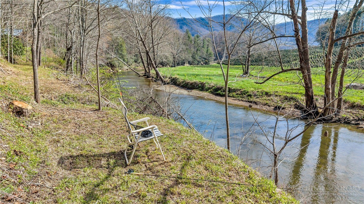 860 West Sugar Tree Road Warrensville, NC 28693 - Photo 41 of 46