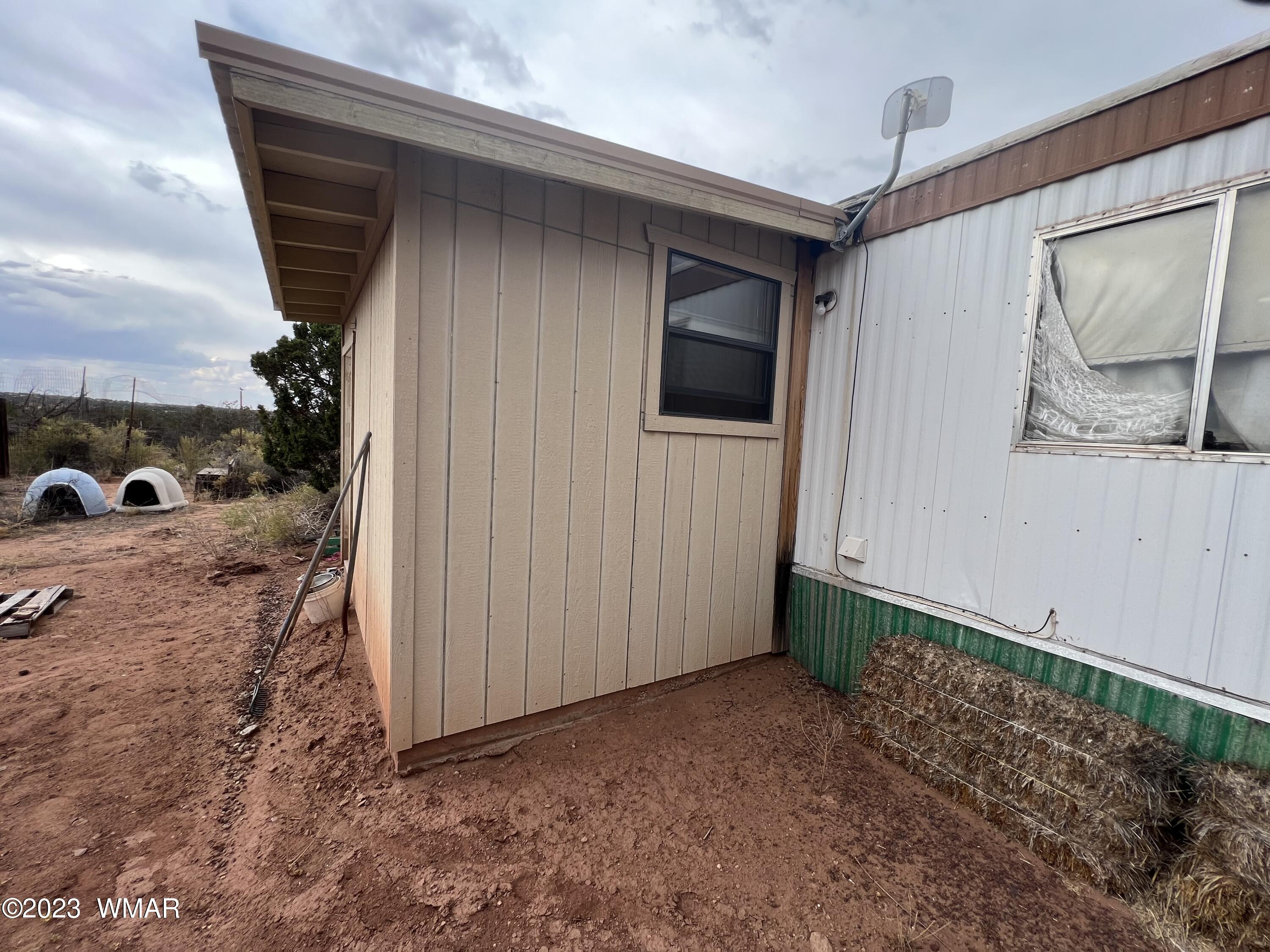 4412 Dusty Road Snowflake, AZ 85937 - Photo 6 of 19 a view of a front door and porch