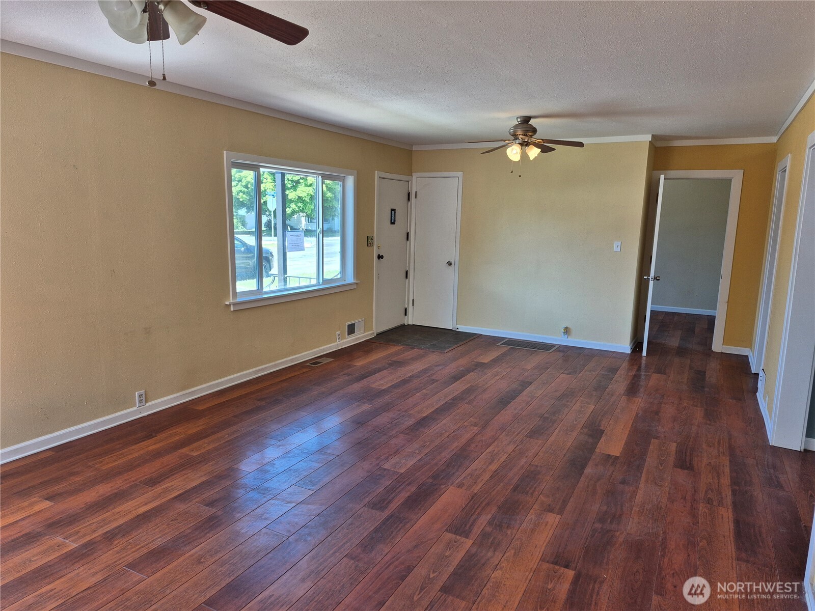 108 East 6th Avenue Ritzville, WA 99169 - Photo 3 of 22