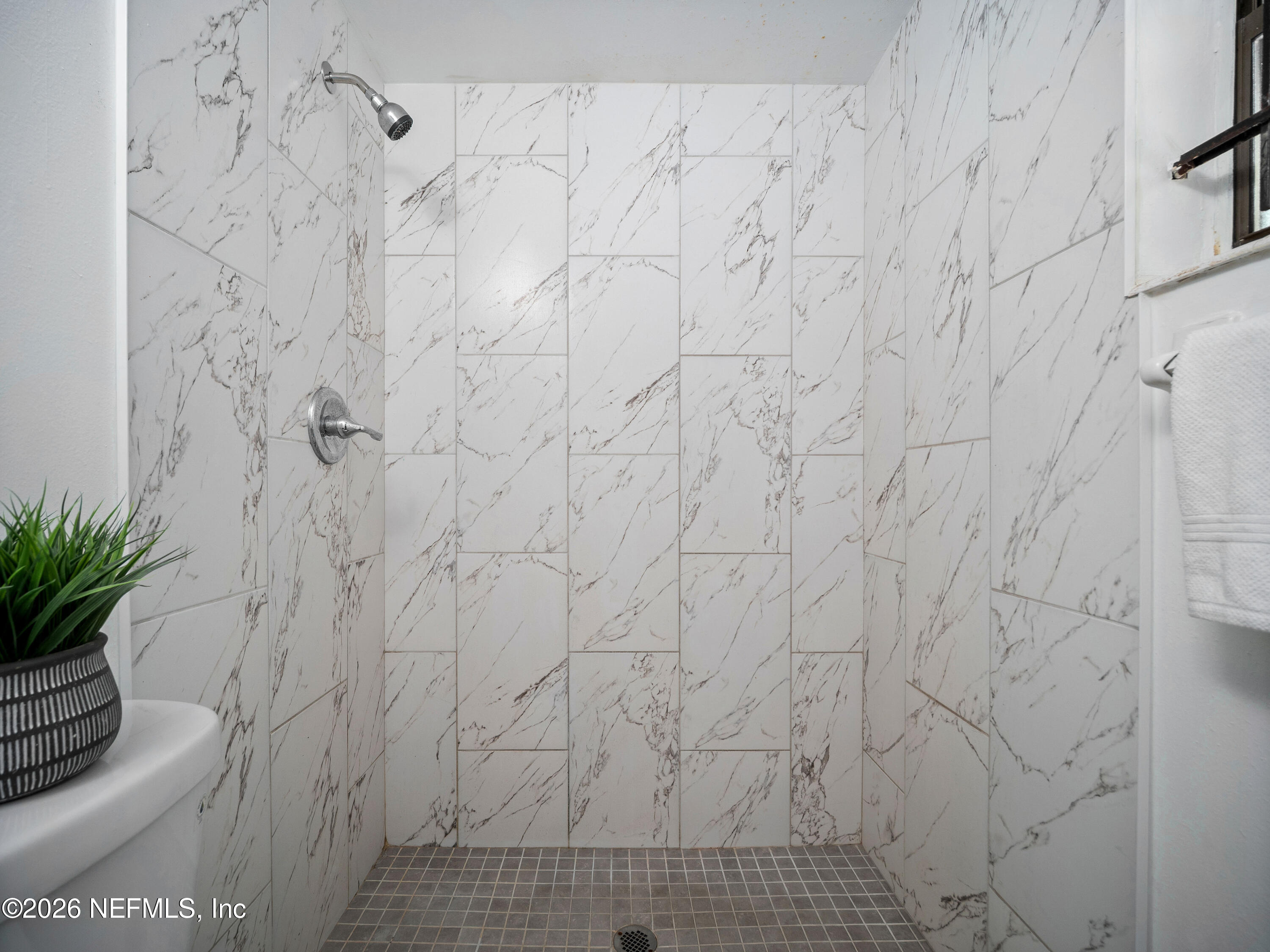 918 Bacall Road Jacksonville, FL 32218 - Photo 22 of 41 Primary Shower