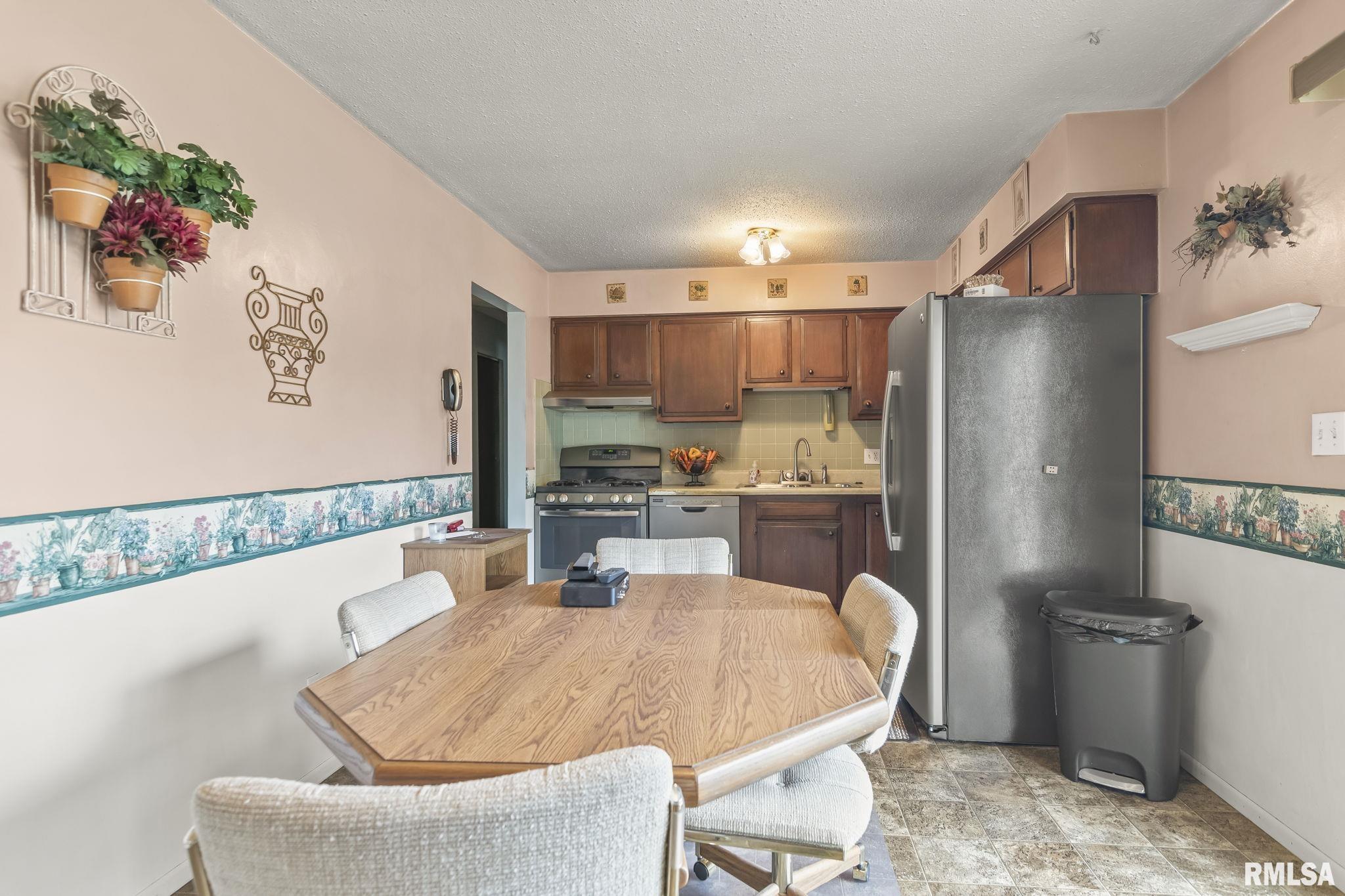 1800 Camden Street Springfield, IL 62702 - Photo 9 of 38 Gallery Image 9