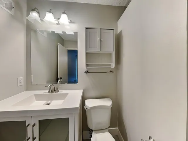 $3,095 | 8525 Ivywood Avenue South, Cottage Grove, MN 55016