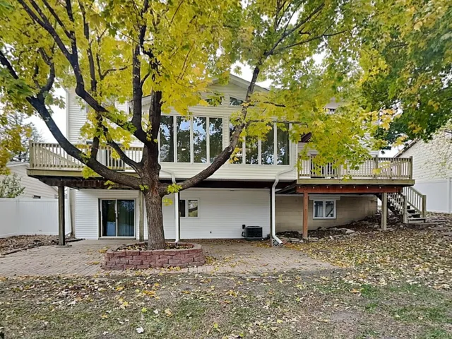 $3,095 | 8525 Ivywood Avenue South, Cottage Grove, MN 55016