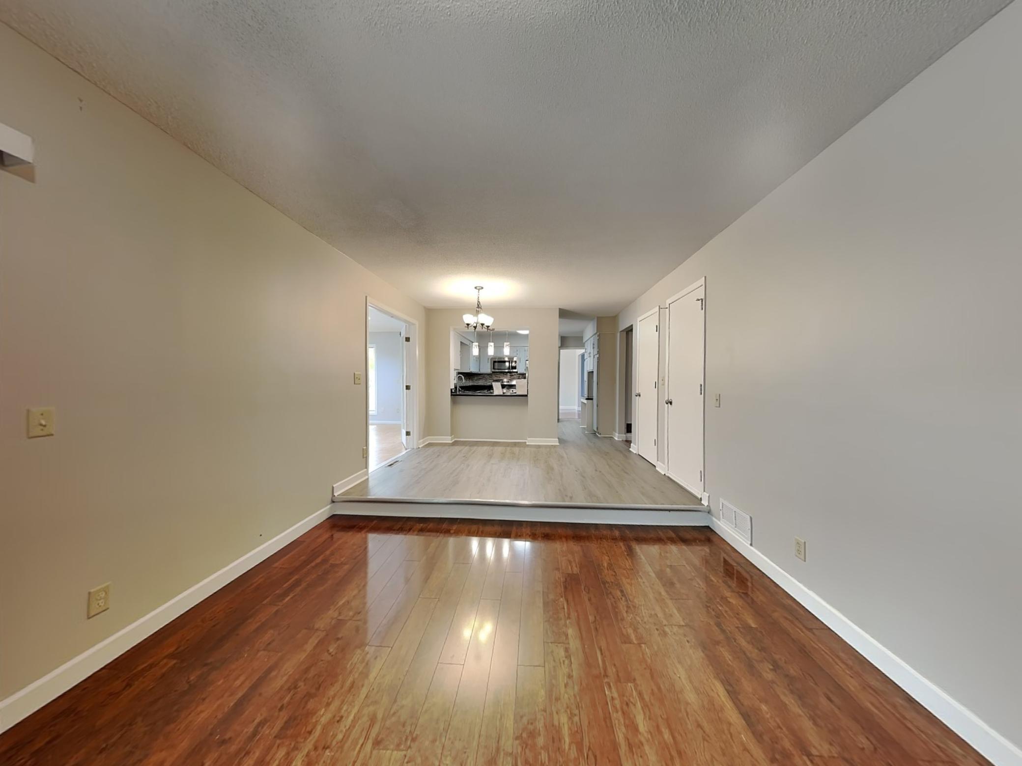 8525 Ivywood Avenue South Cottage Grove, MN 55016 - Photo 6 of 28