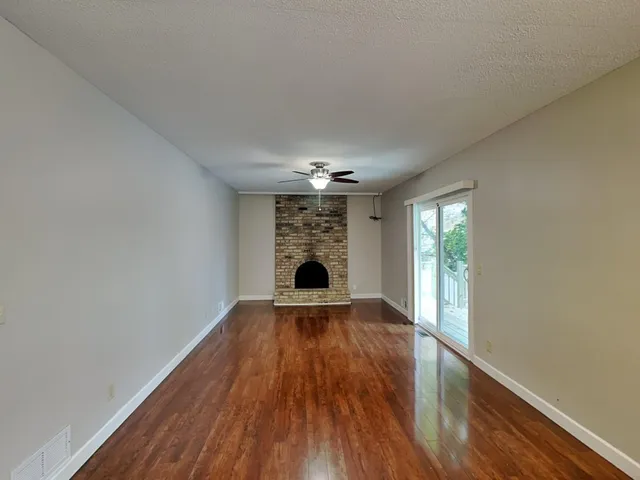 $3,095 | 8525 Ivywood Avenue South, Cottage Grove, MN 55016